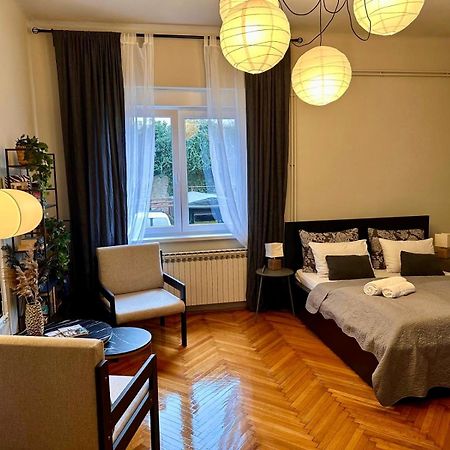 Apartman Grey Zagreb Buitenkant foto